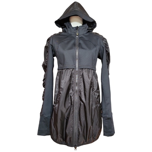 lululemon athletica Jackets & Blazers - Lululemon Super Tracker  Black Jacket